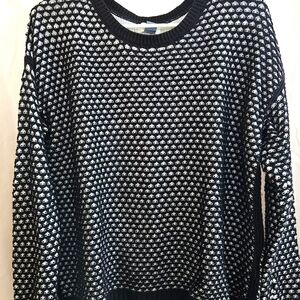 Old Navy black and white open Knit Pullover Sweater